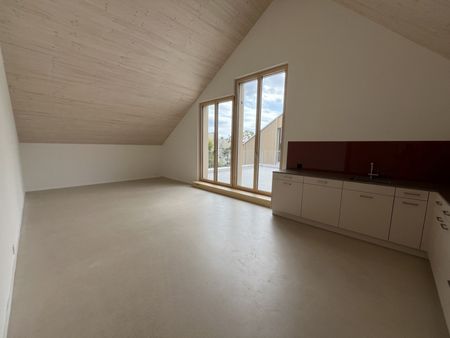 ERSTBEZUG: Wohnen wie im Einfamilienhaus. 5.5-Zimmer-Hausteil in familienfreundlichem Quartier. - Foto 4