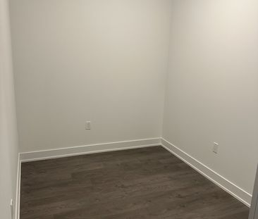 For Lease - 2333 Khalsa Gate Unit# 201, Oakville, Ontario - Photo 4