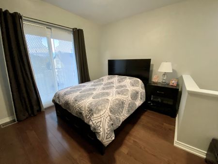 For Lease - 611 Adelaide Street, Toronto, Ontario - Photo 3