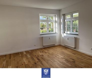 Lieblingsplatz - hell und gemütlich! Tageslichtbad mit Wanne, Parke... - Foto 1