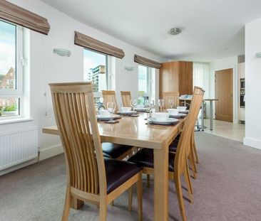 3 bedroom apartment to rent - Photo 3