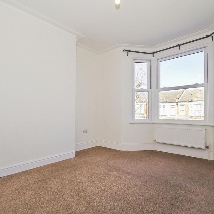 4 bedroom terraced house to rent - Photo 1