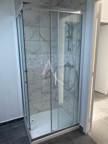 Location Appartement 2 pièces 40m² - Photo 5