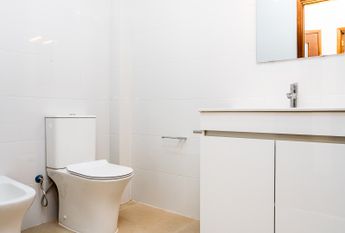 2+1 Bedroom Apartment in Canidelo (Remodeled)