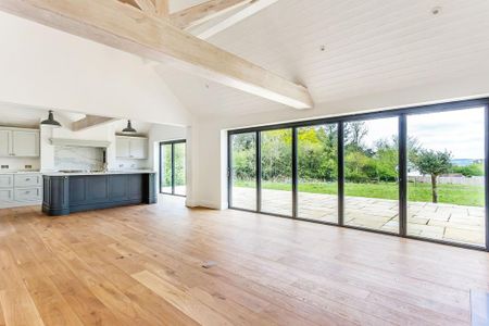 3 bedroom detached house to rent - Photo 4