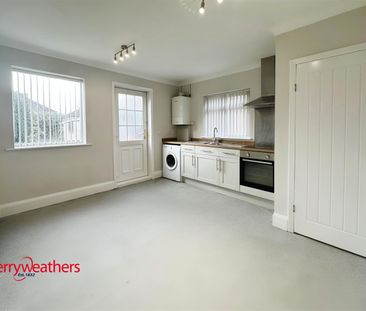 3 bed semi-detached house to rent in Brinsworth Hall Crescent, Roth... - Photo 5