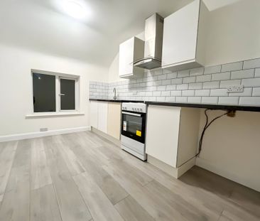 Studio Flat To let - HP12 (All Bills Included) - Photo 1