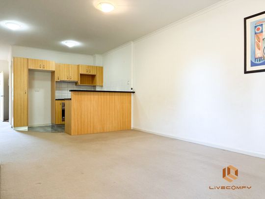 Adelaide CBD - Photo 1