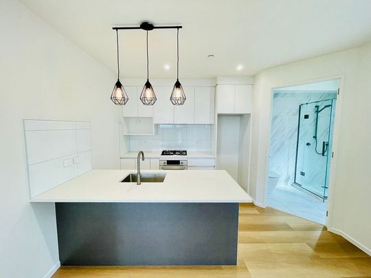Modern 2 Bedrooms & 1.5 Bathrooms in LYNFIELD! - Photo 1
