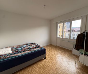 Wohnung mit 3.5 Zimmern im 3. Stock - Photo 3