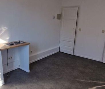 Appartement te huur in Mons voor € 395 met 1 slaapkamer - Photo 1