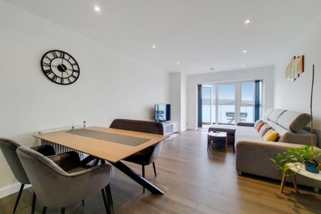 Fairfield Avenue - Photo 2