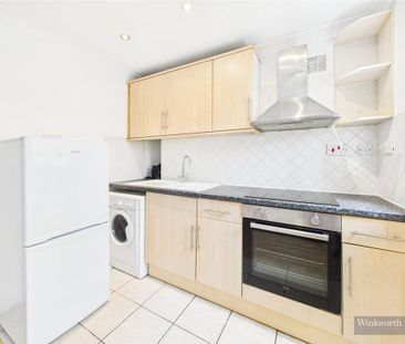 Studio to rent - Photo 4