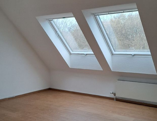 Stilvolle Maisonettewohnung mit Galerie im Hildener Norden - Foto 1