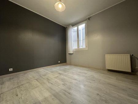 Location Maison 6 pièces 103m² CHARTRES 28000 - Photo 3