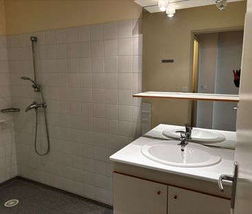 Location Appartement 2 pièces 59m² - Photo 3