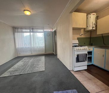 COZY 1-BEDROOM UNIT IN FAIRFIELD CENTRAL - Photo 6