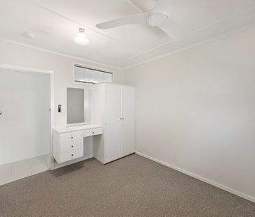 Charming 3-Bedroom Home - Photo 5