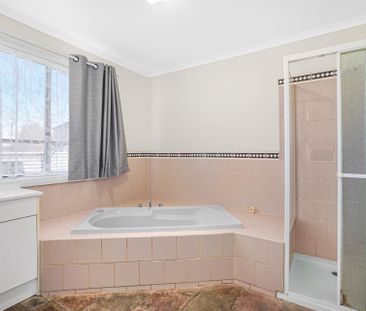 Unit 2/120 Albert Street, Sebastopol - Photo 2