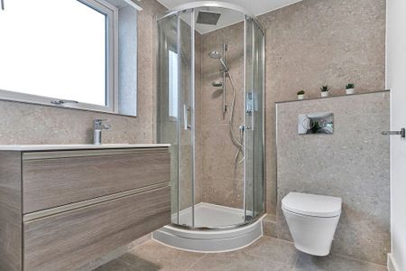 Madeira Road, Bournemouth, Dorset, BH1 - Photo 4