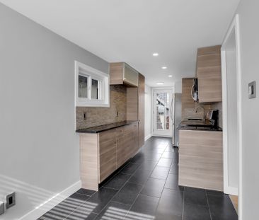 For Lease - 163 Laval Street Unit# 163, Vanier and Kingsview Park, ... - Photo 4