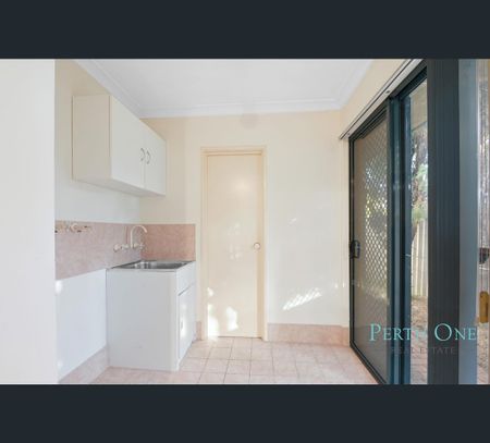 94A Parklands Square, Riverton, WA 6148 - Photo 5