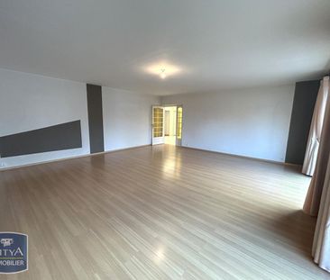 Location Appartement 4 pièces 112m² CHAMBERY 73000 - Photo 3