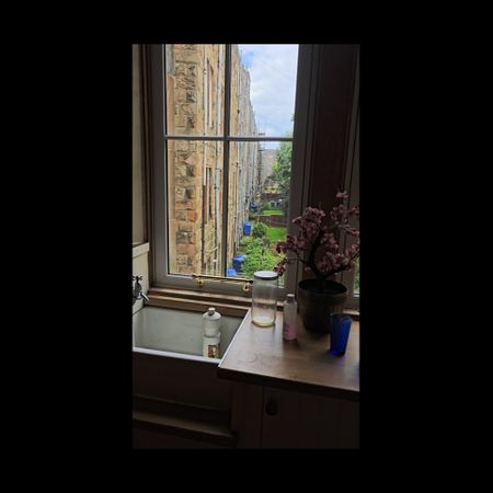 2 Bed Flat, Glasgow, G11 - Photo 3