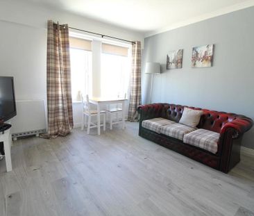 Carmelite Street, Top Floor, AB11 - Photo 2
