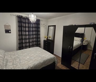 Room in a Shared House, Elgar Gardens, NG3 - Photo 3