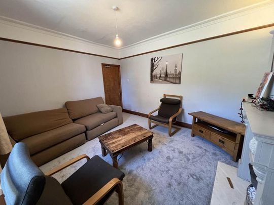 6 bedroom house to rent - Photo 1