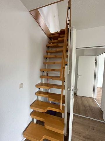 Wohnen über zwei Etagen ! 5. OG = DG - Süd-Balkon- Lift - Stellplatz - Foto 3