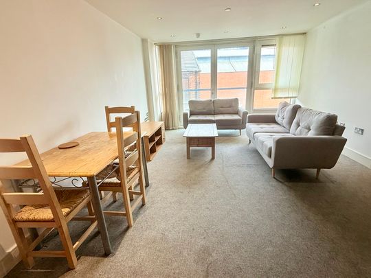 2 Bedroom Apartment - Photo 1