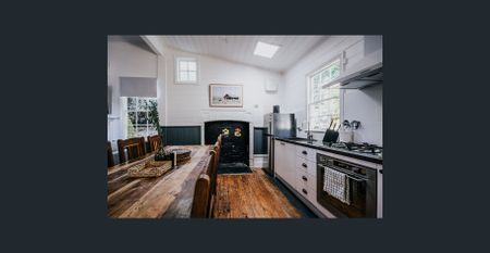 24 Hill Street, Daylesford, Vic 3460 - Photo 2