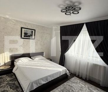 Penthouse de inchiriat, 170 mp utili, 4 camere, zona 1 Mai - Ciuperca - Photo 1
