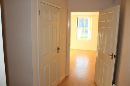 Kingston Court, Taunton - Photo 5