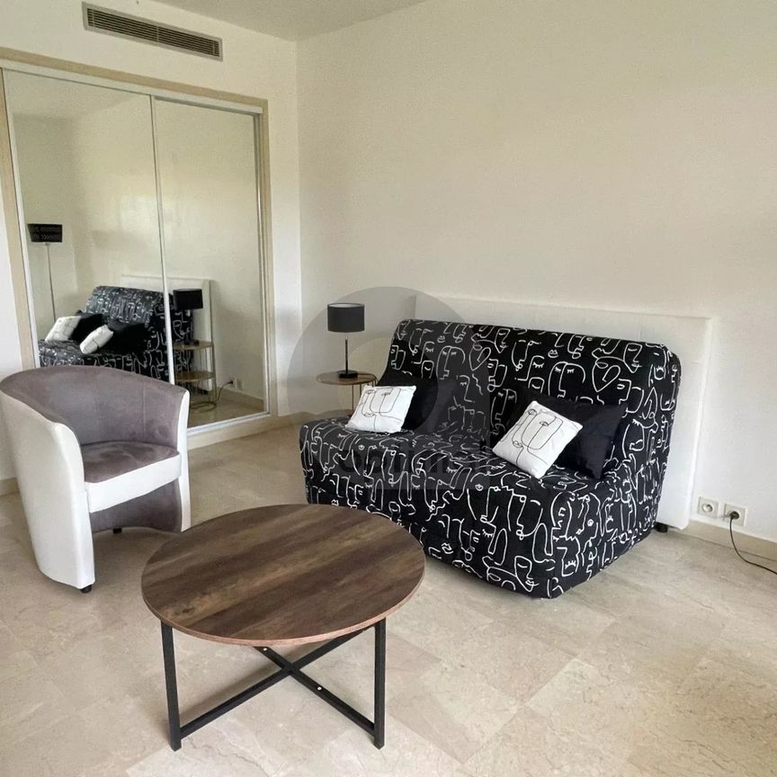 Location Appartement 1 pièce 24m² ROQUEBRUNE CAP MARTIN 06190 - Photo 1