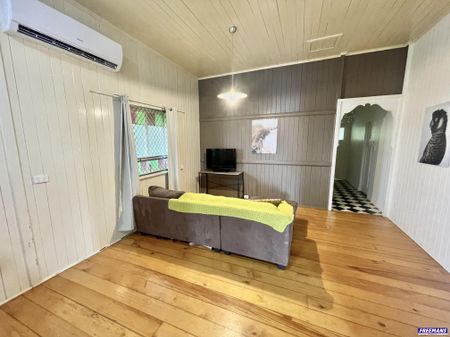 CHARACTER HOME SHORT WALK TO TOWN - Photo 2