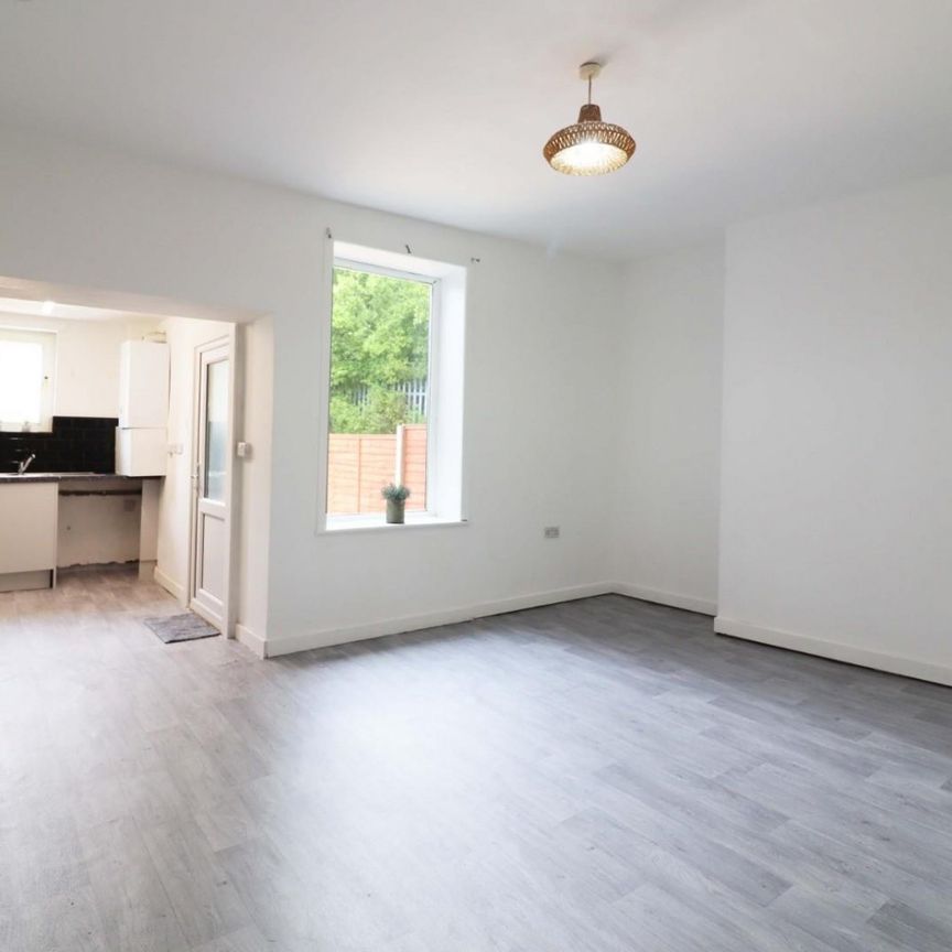 3 bedroom House To Let - Photo 1