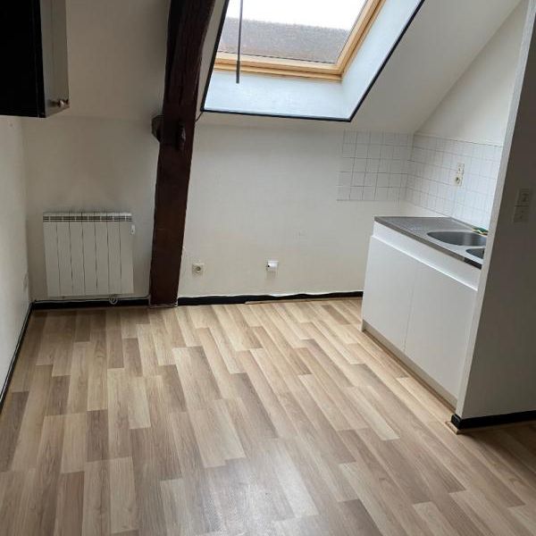 APPARTEMENT F2 RUE DES CHAVANNES - Photo 1