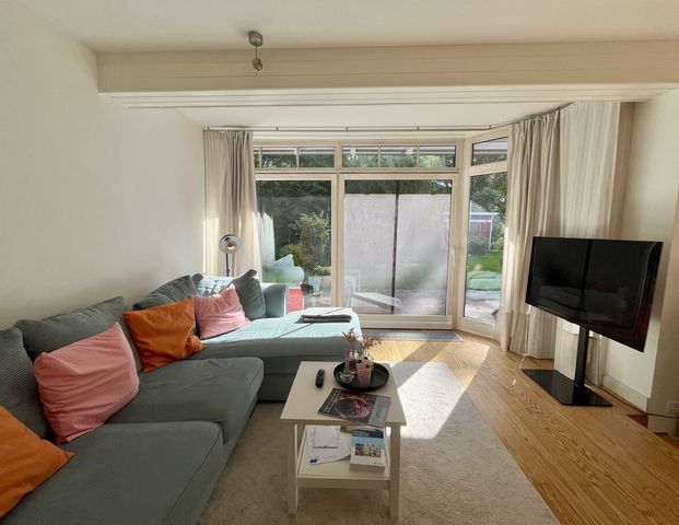 Lichtdurchflutete Erdgeschosswohnung in Volksdorf! - Foto 1