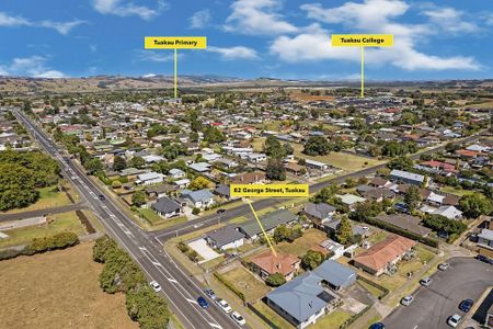 Tuakau - Alarmed 3-bedroom house - Pet neg. - Photo 2