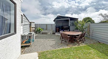 OAMARU - 3 BEDROOM HOME - Photo 2