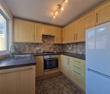 2 bedroom house to rent - Photo 2