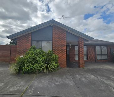 14 Manuka Place, MEADOW HEIGHTS - Photo 5