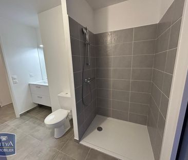 Location Appartement 2 pièces 47m² BORDEAUX 33800 - Photo 3