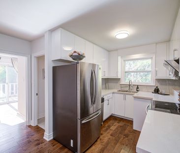 For Lease - 306 Wenlock Avenue, Richmond Hill, Ontario - Photo 3