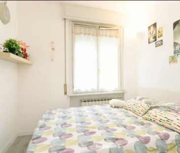 Via Francesco Caracciolo, Milan, Lombardy 20155 - Foto 1