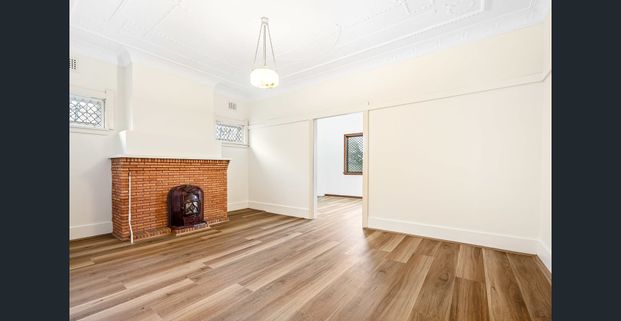 Freshly Updated Full Brick Home in Convenient Pocket - Photo 1