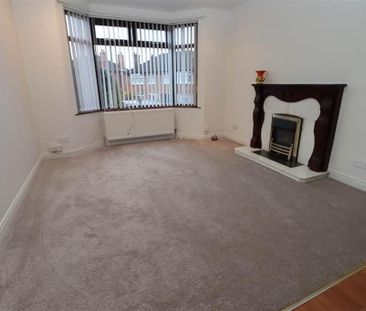 25 Beechgrove Crescent, Belfast, BT6 0NH - Photo 4